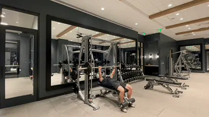 Smith Machine Bench Press demonstration
